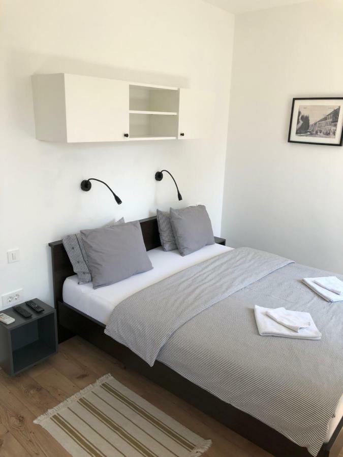 Old Town Tale Apartment Zagreb Bagian luar foto